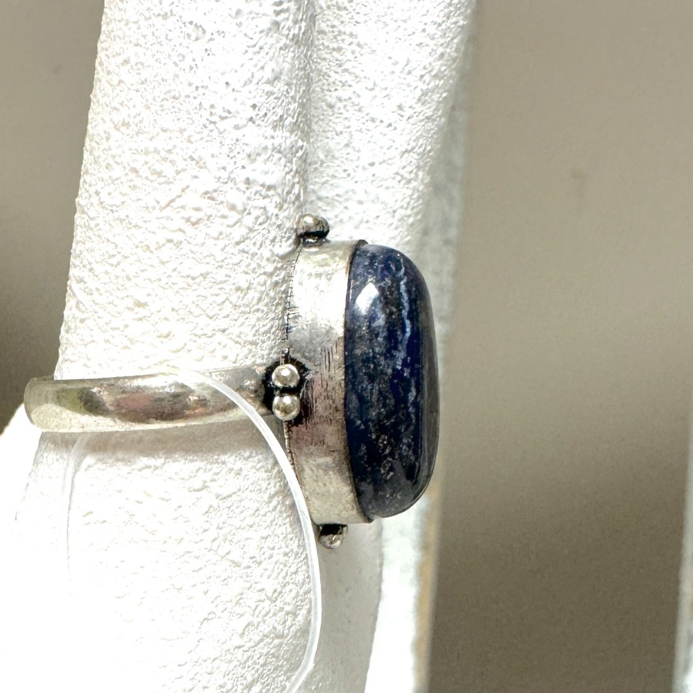 Sterling Silver & Blue Lapis Gemstone Stone Ring - Picture 2 of 6
